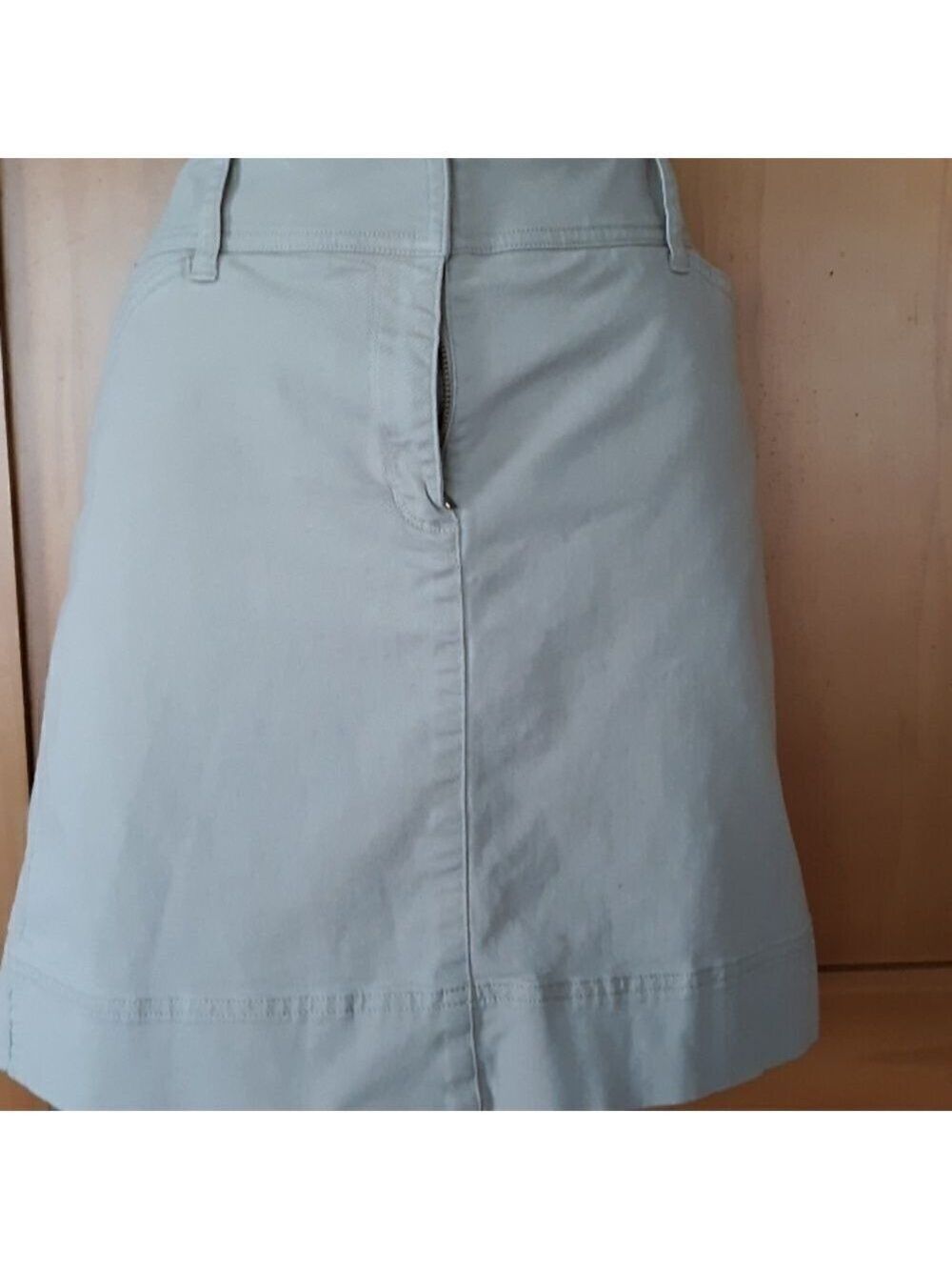 Jones New York signature skirt
